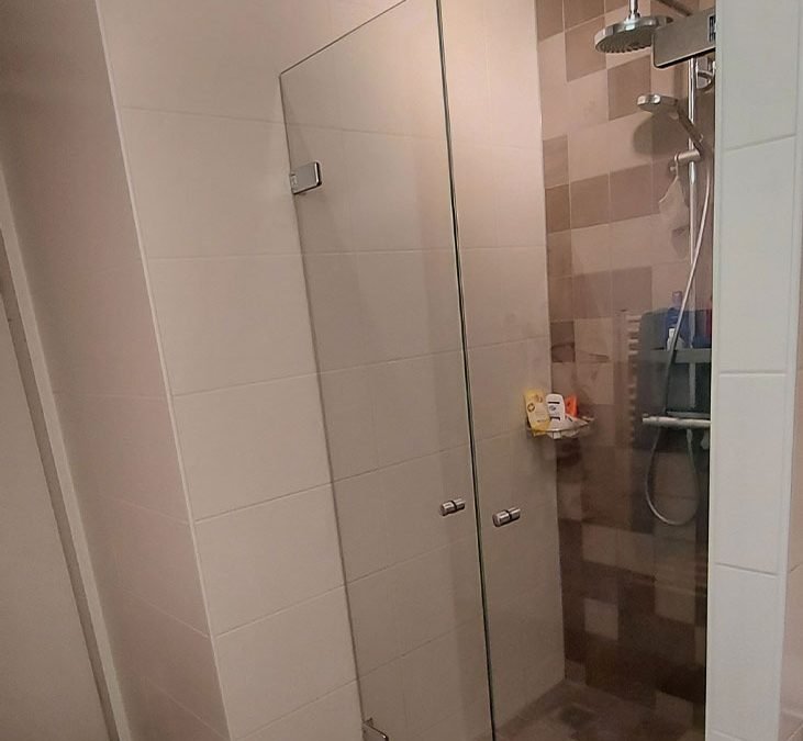 Douchewand Avignon met 2 openslaande deuren